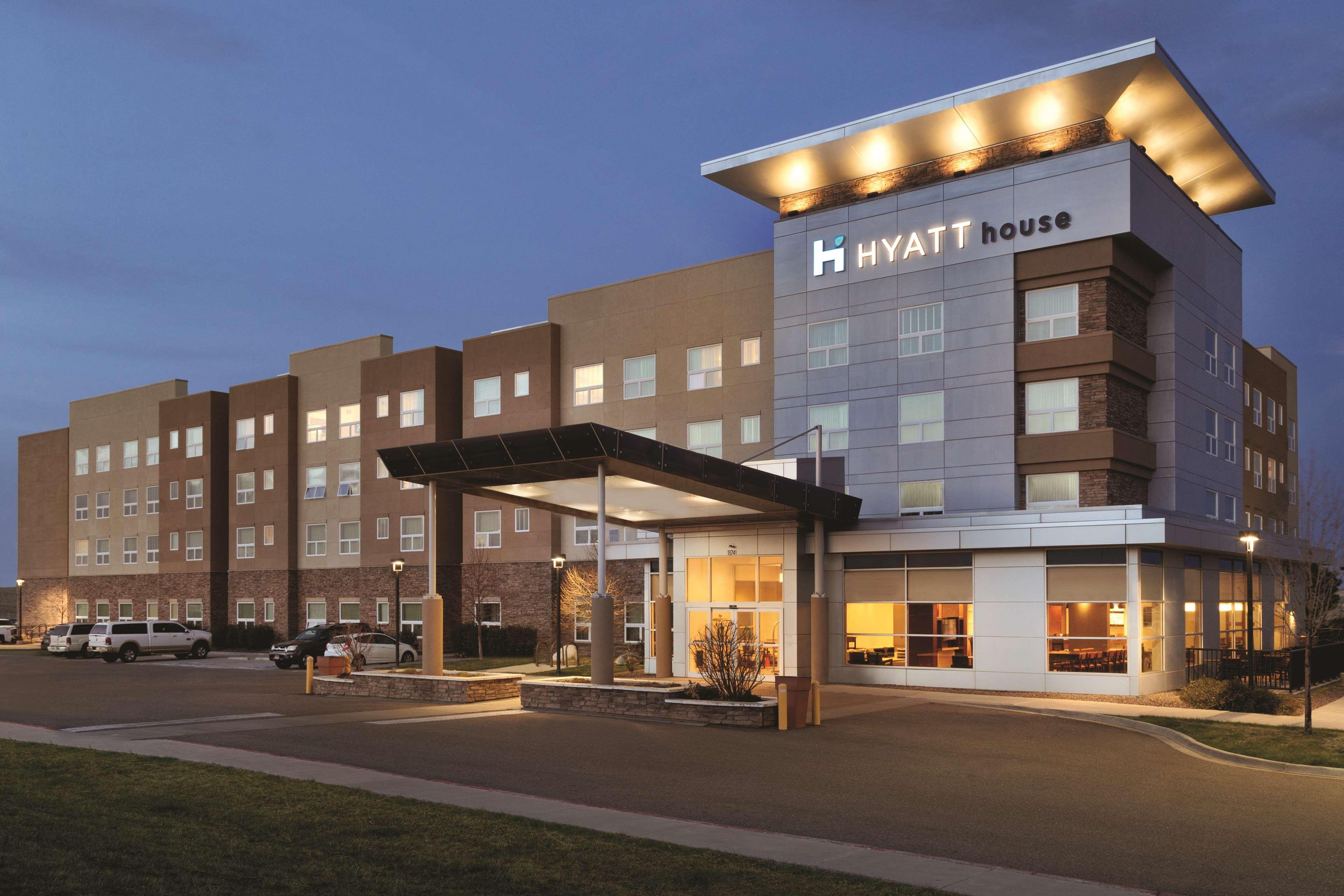 Hyatt House Denver Airport Hotel Ngoại thất bức ảnh