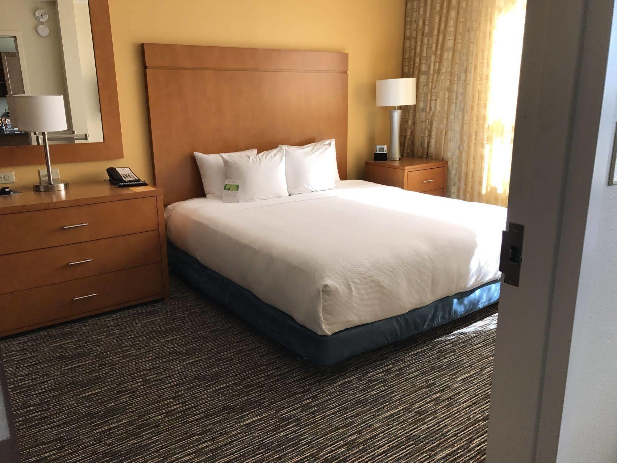 Hyatt House Denver Airport Hotel Ngoại thất bức ảnh